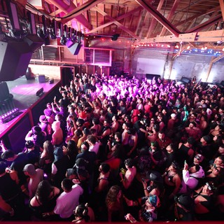 Massive Dance Crowd Surges Toward Stage at Wobbleland