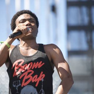 Donald Glover's Electrifying Solo Performance