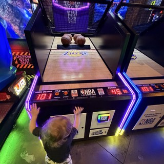 arcade/entertainment center