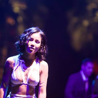 Jhené Aiko Rocks the Stage in a Bikini Top