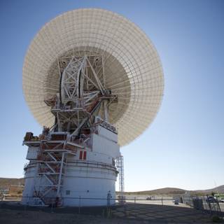 Goldstone's Majestic Radio Telescope