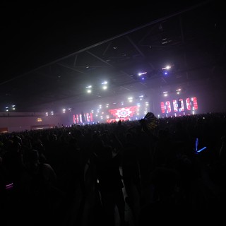Massive Crowd Pulses Under Glowing Lights at Wobbleland