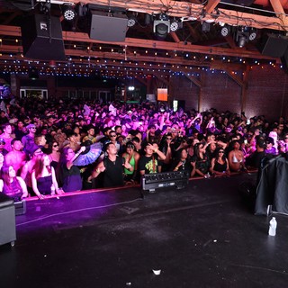 Packed Crowd Surges at Wobbleland 2026 Festival