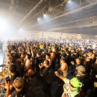 Massive Crowd Packs Wobbleland 2026 Festival Floor
