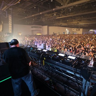 DJ Commands Massive Crowd at Wobbleland 2026