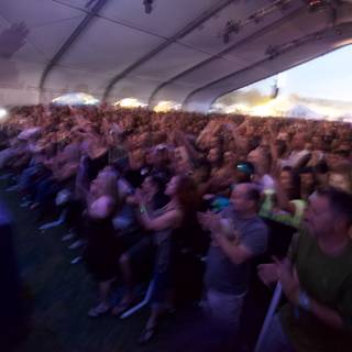 Coachella Crowd Enjoys Saturday Night Concert