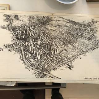 Paris Plan: A Hand-Drawn Map of the City