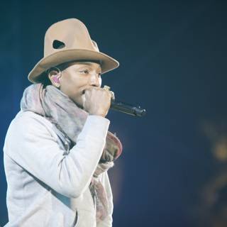 Pharrell Williams Rocks the Cowboy Hat at Coachella 2014