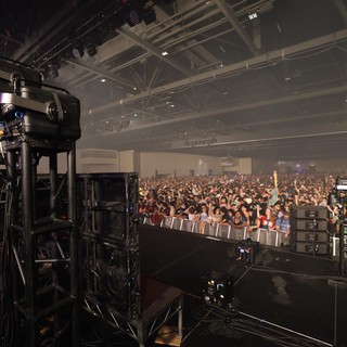 Massive Crowd Surges at Wobbleland 2026 Festival
