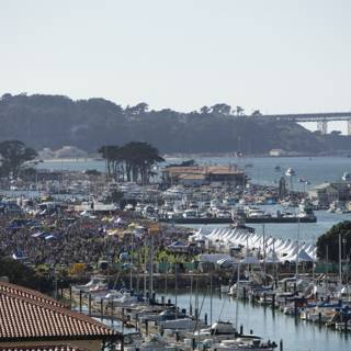 Metropolis Meets Marine: An Urban Waterfront Display in San Francisco