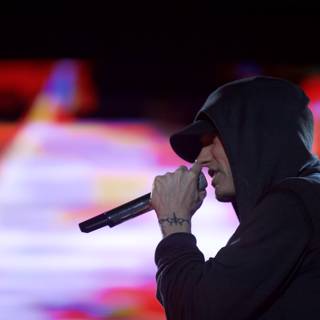 Eminem Rocks the American Music Awards