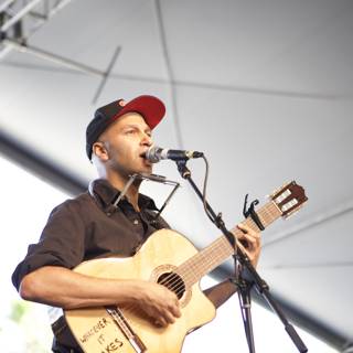 Tom Morello rocks Coachella with his guitar and mic