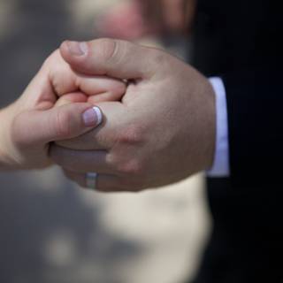 Hertz Wedding: Hand in Hand