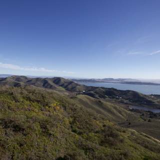 Dialed into Nature: A Panoramic Fusion of Sea and Hills