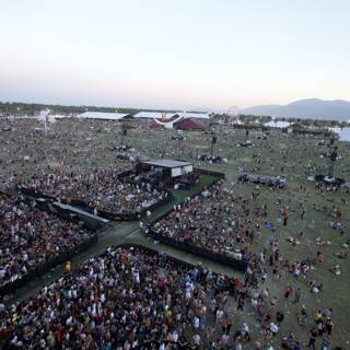 Coachella's Sunday Concert Crowd
