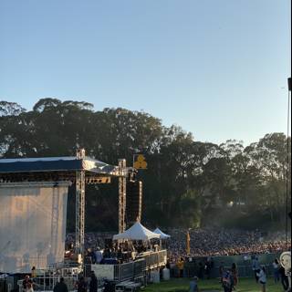Crowd Goes Wild at Golden Gate Park Concert