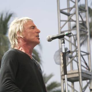 Paul Weller Rocks Coachella 2009