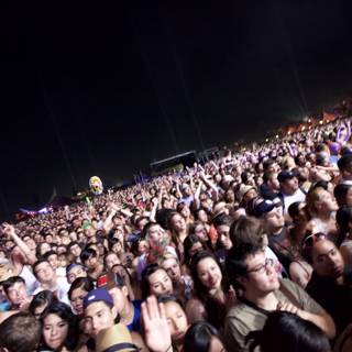Coachella 2011: A Night Sky Full of Crowd's Beats
