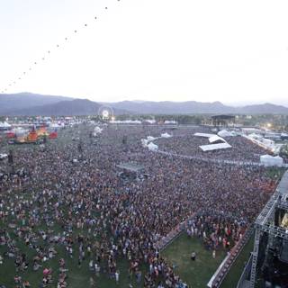 Coachella Concert Crowd Takes Over the City
