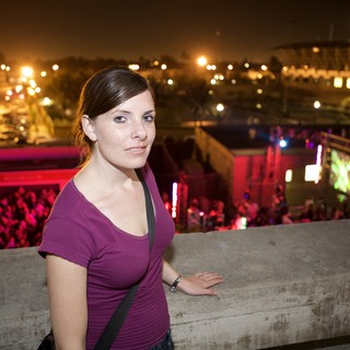 los-angeles-memorial-coliseum-visible-in-background-right