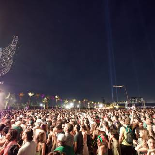 Coachella 2011: A Sea of Music Lovers Under the Night Sky
