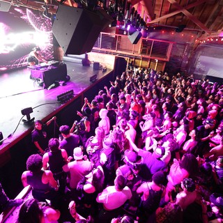 Massive Crowd Surges at Wobbleland 2026 Bass Festival