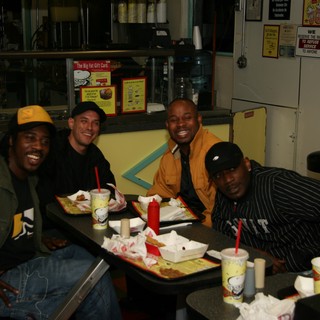 fatburger-interior