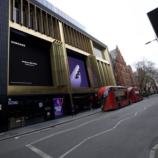 Samsung Galaxy Advertisement on Modern London Building