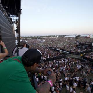 Capturing the Coachella 2011 Crowd