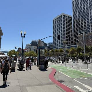 Bustling San Francisco Snapshot
