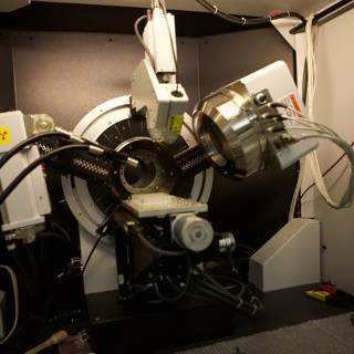 Nanotech Machine with Metal Object