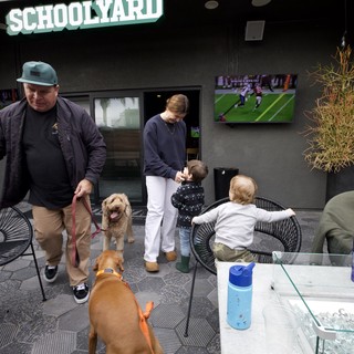 sports bar restaurant with outdoor patio