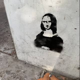Mona Lisa Strikes a Pose on the Streets