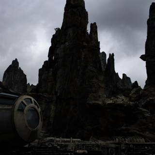 Building the Galaxy: Star Wars Land Construction