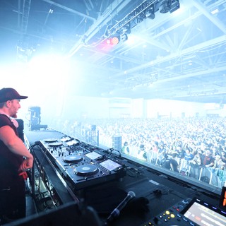 DJ Commands Massive Crowd at Wobbleland 2026