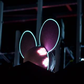 Glowing Mouse Head and Tail