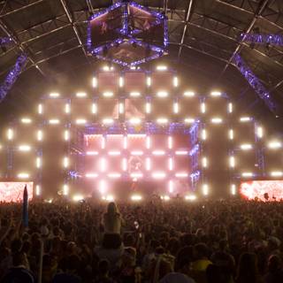 Coachella Stage Lights up the Crowd