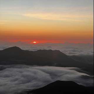 A Majestic Sunrise Over the Haleakalā Mountain Range