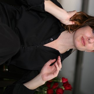 relaxed-confident-intimate