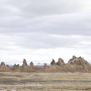 Mesmerizing Landscape of the Majestic Desert