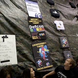 T-Shirt Sale at DEFCON 17