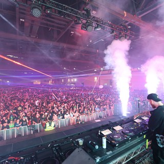 DJ Performs to Massive Crowd at Wobbleland 2026