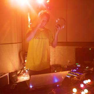 Yellow Shirted DJ Lights up Defcon Crowd