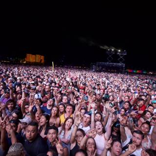 Coachella 2016: A Sea of Fans
