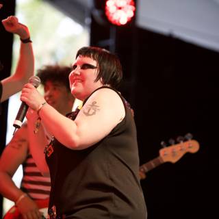 The Rockstar Duo: Beth Ditto and the Man on Guitar