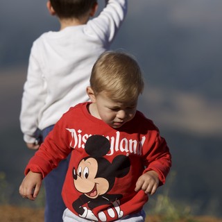 Toddler in Disneyland Sweatshirt Explores Mount Diablo