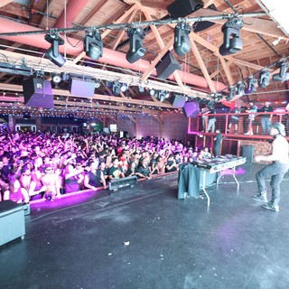 DJ Ignites Packed Crowd at Wobbleland 2026