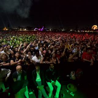 Green Lights and a Roaring Crowd: Cochella Friday 2010