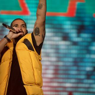 Drake's Solo Performance lights up O2 Arena in London