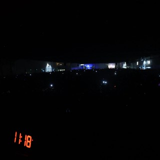 Massive Crowd Engulfed in Darkness at Wobbleland 2026